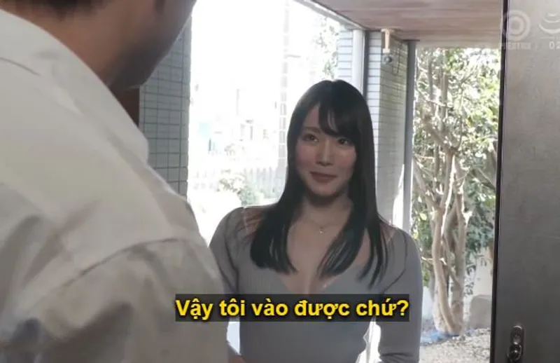 Anh chàng giàu có bên nhà trẻ bị em gái hàng xóm xinh tươi, đã lập gia đình, mới dọn về dụ dỗ quan hệ.